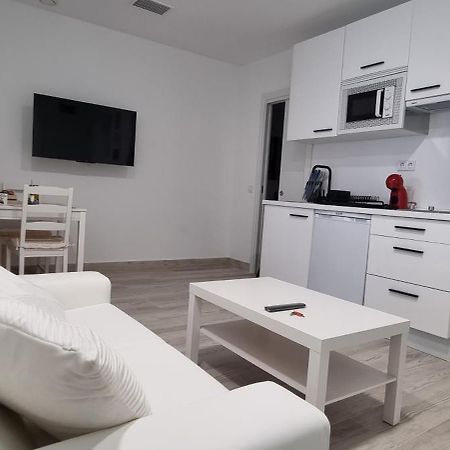 Apartamentos Tanez Santurce A マドリード エクステリア 写真