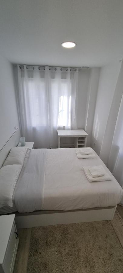 Apartamentos Tanez Santurce A マドリード エクステリア 写真
