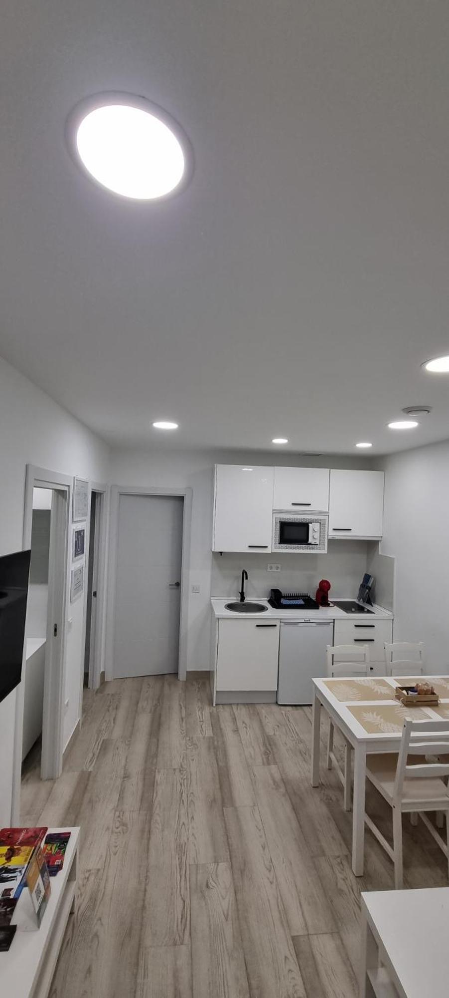 Apartamentos Tanez Santurce A マドリード エクステリア 写真
