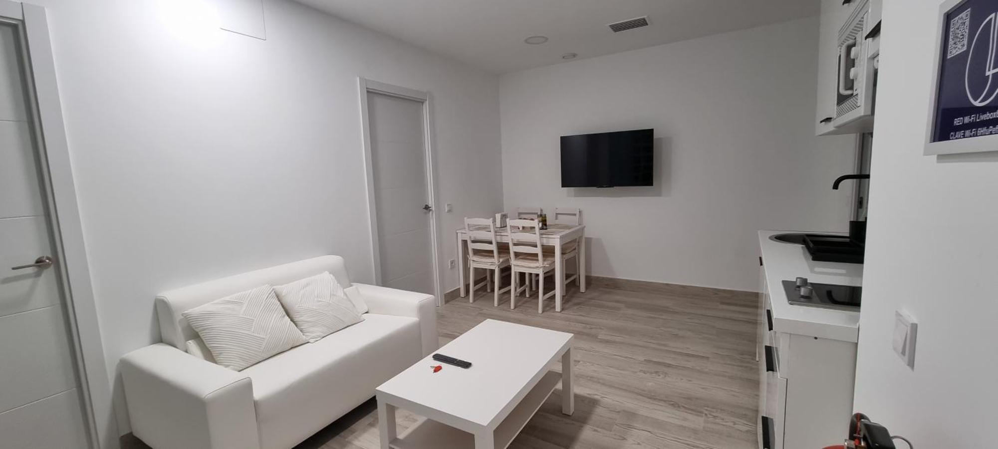 Apartamentos Tanez Santurce A マドリード エクステリア 写真